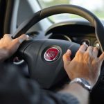 自動車免許ローン審査:運転免許ローンの審査基準は厳しい？